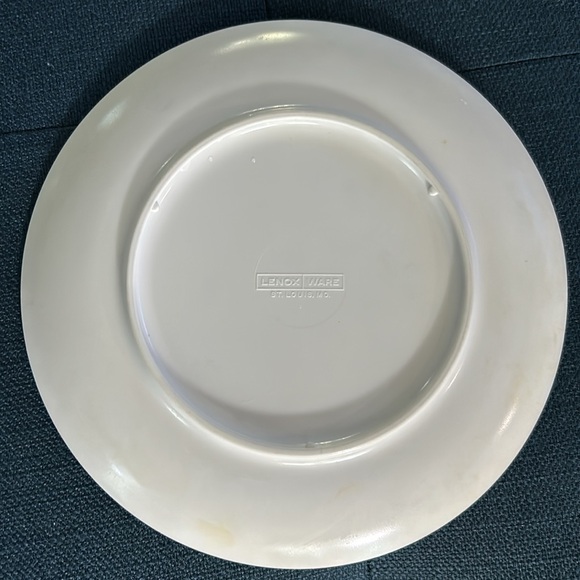 Vintage Looney Tunes Bugs Bunny, Elmer Fudd, Porky Pig and Daffy Duck plate - Picture 7 of 9